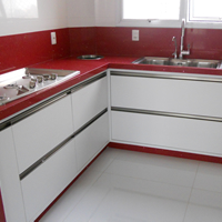 Cozinha Silestone Vermelho Strellar
