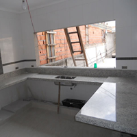 Pia e Ilha em Granito Preto